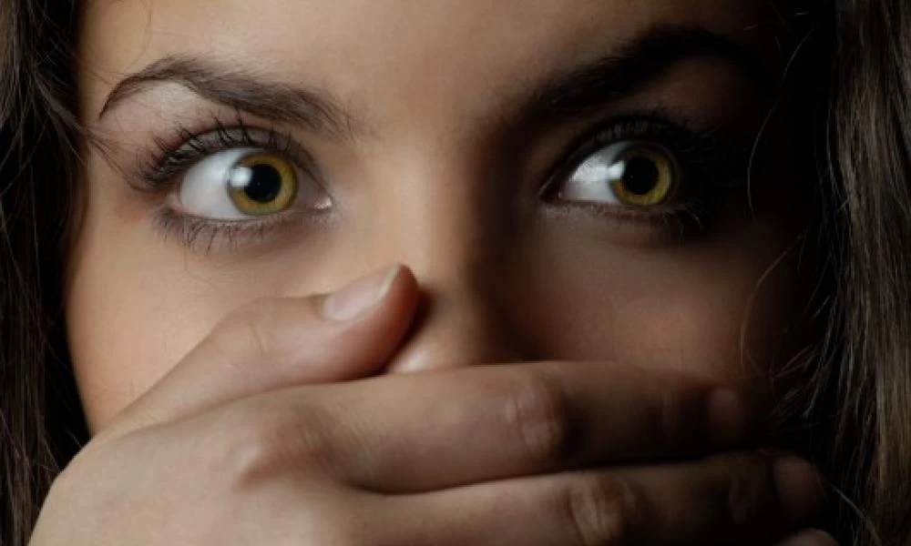 Τρόμος στην Κρήτη: Αλγερινός επιτέθηκε σε 24χρονη